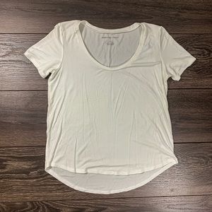 White American Eagle Short Sleeve Scoopneck Tee